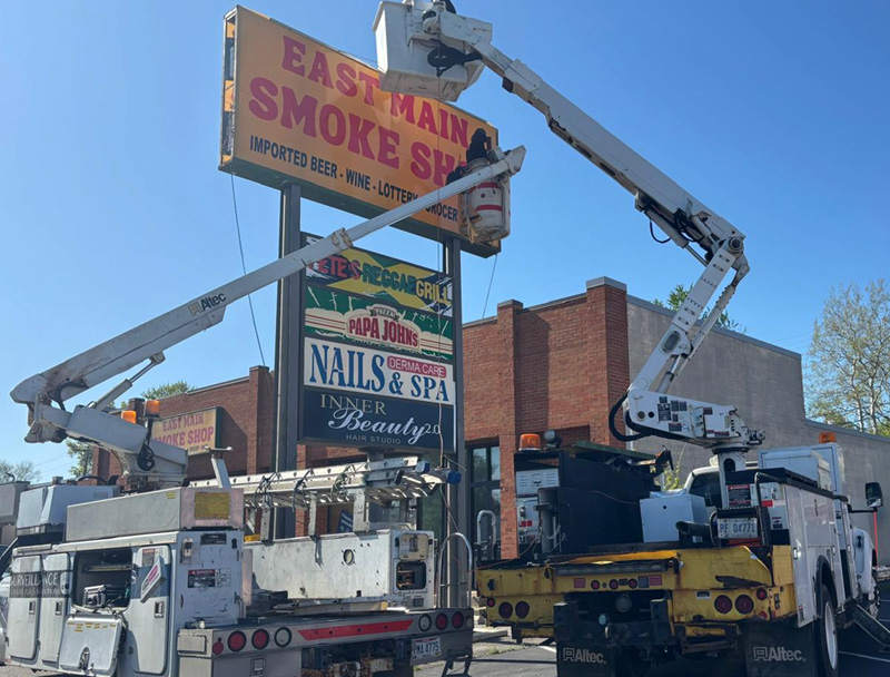 Pylon Signs